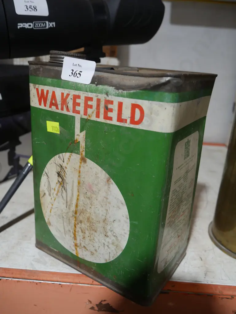 Wakefield oil can Image 1++