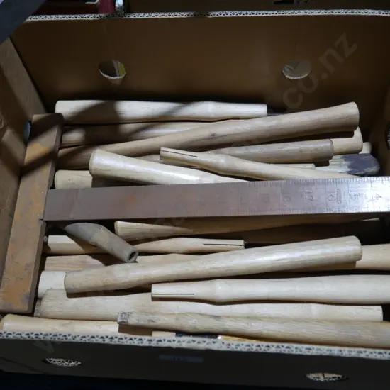 Assorted handles etc