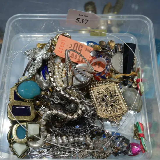 Costume jewellery