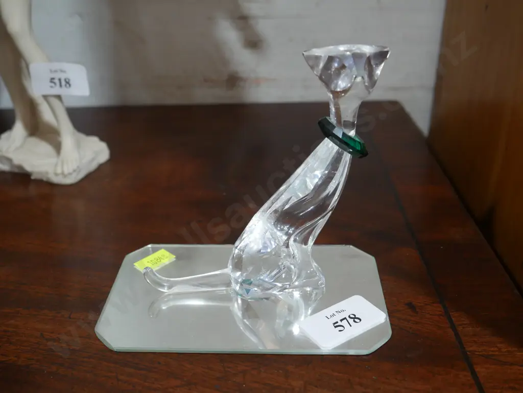 Glass  cat on stand Image 1++