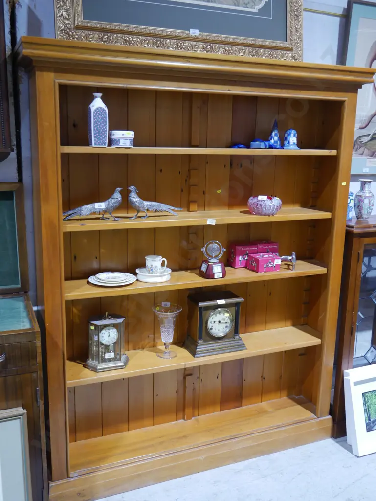 Bookcase Image 1++