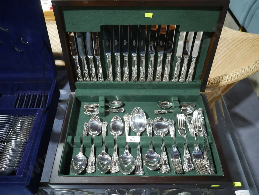 Cutlery set Image 1++