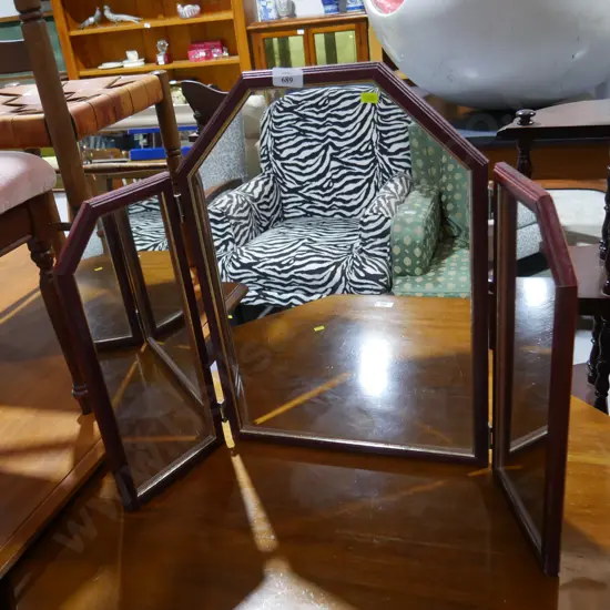 Folding mirror