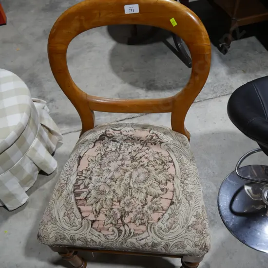 Balloon back chair