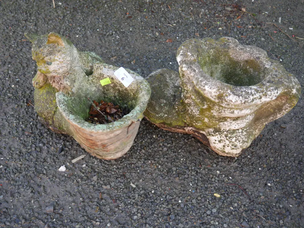 Concrete boot plantpots Image 1++