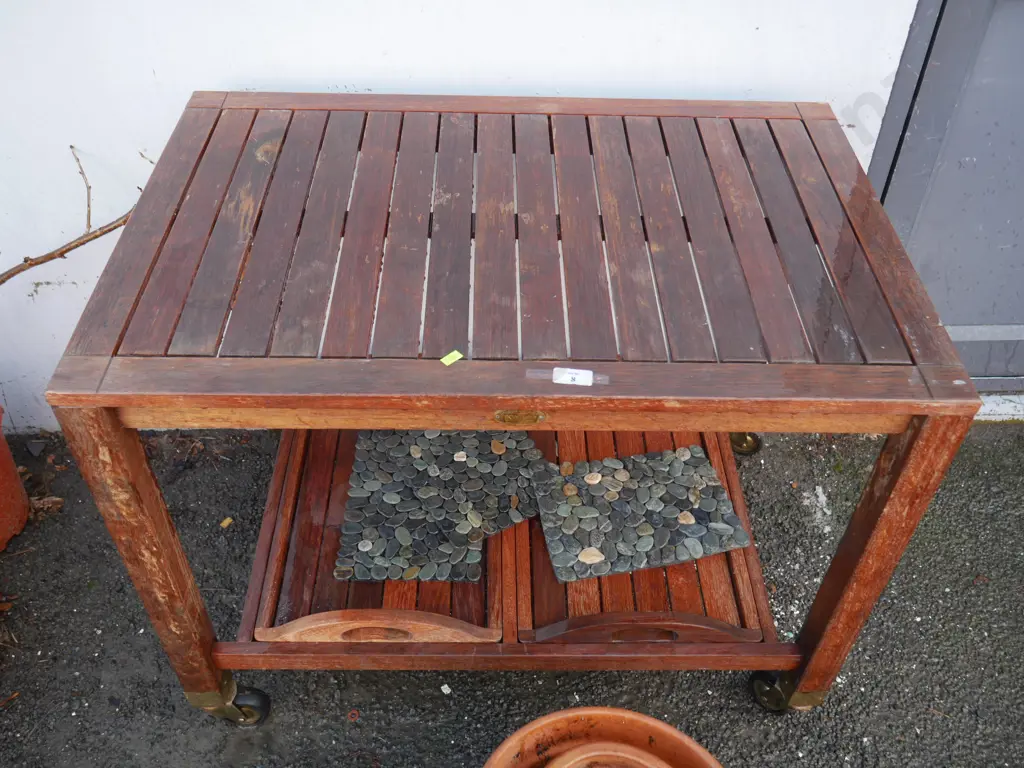 Outdoor trolley table Image 1++