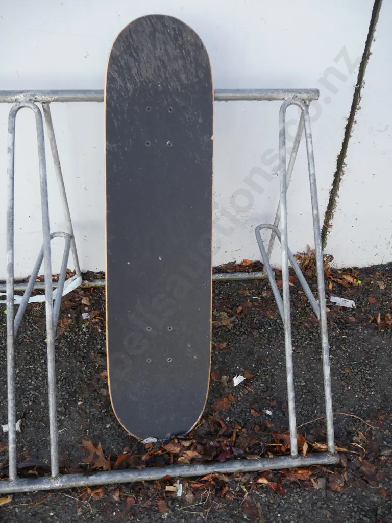 Skateboard Image 1++
