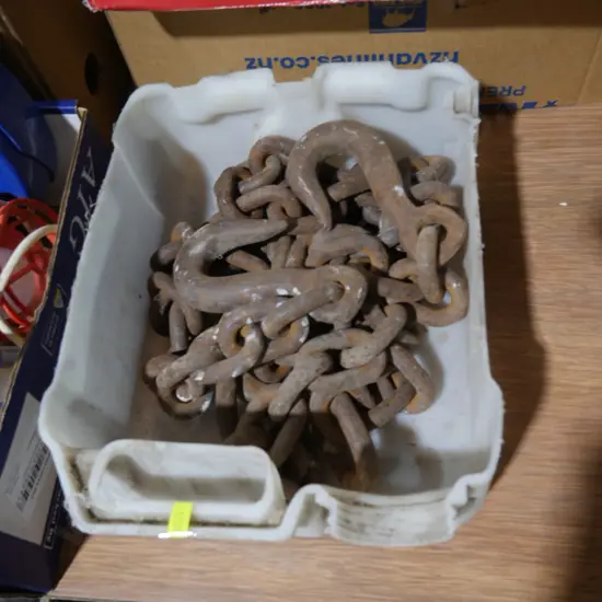 Grab hook chains