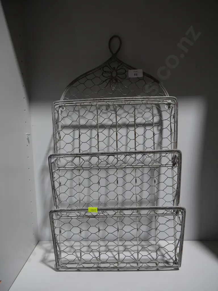 Wire wall rack Image 1++