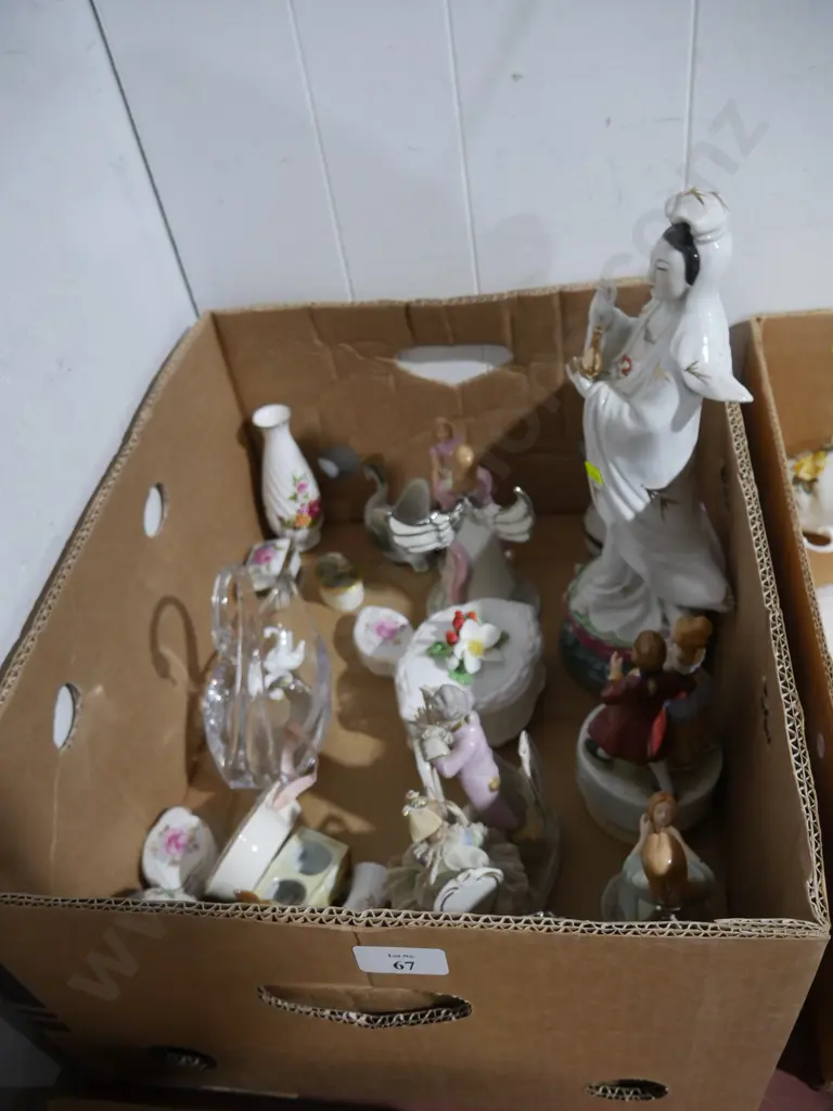 Figurines, China etc Image 1++