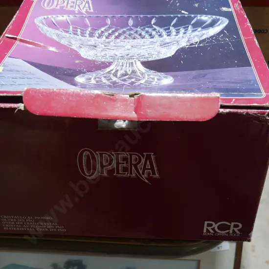 Opera punch set