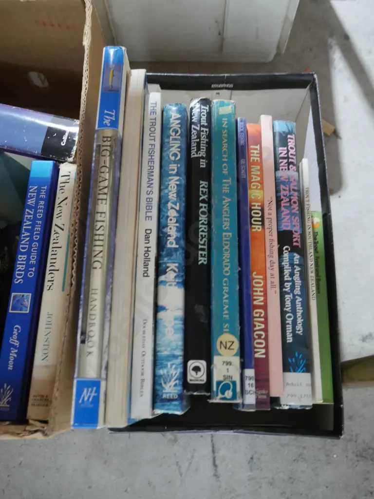 Fishing books Image 1++