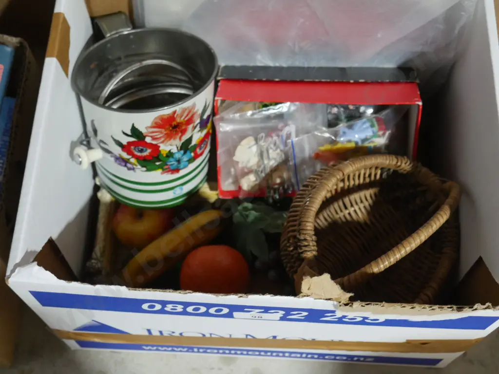 Fruit ornaments etc Image 1++