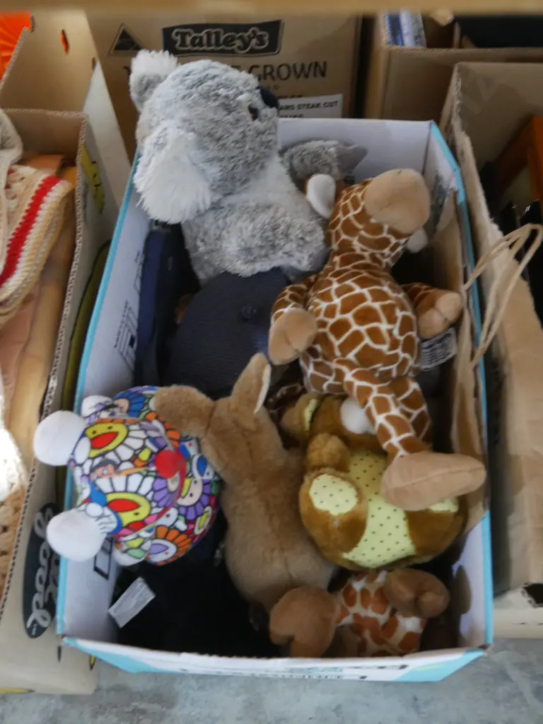 Stuffed animals Image 1++