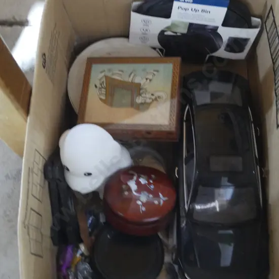 Audi A7 toy car, trinket box, pop up bin etc