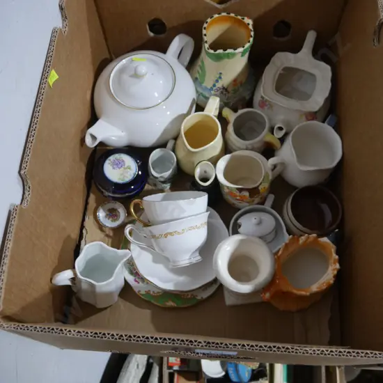 Assorted china jugs, teapots etc