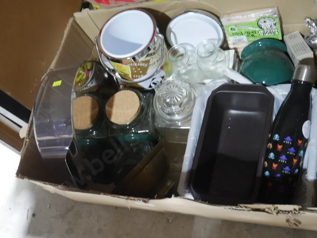 Storage jars, ice bucket etc Image 1++