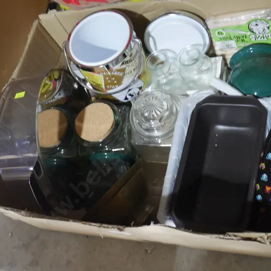 Storage jars, ice bucket etc