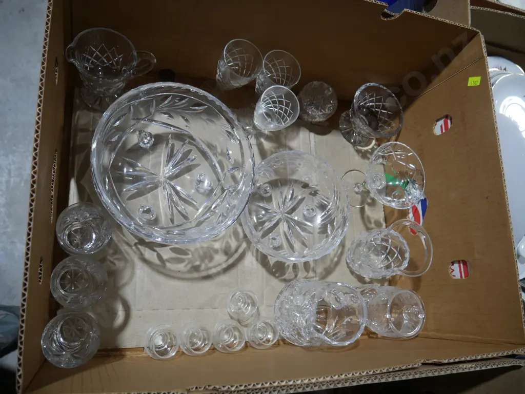 Crystal, glassware Image 1++