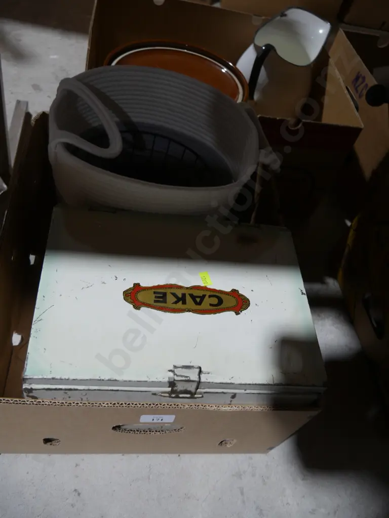 Cake tin etc Image 1++