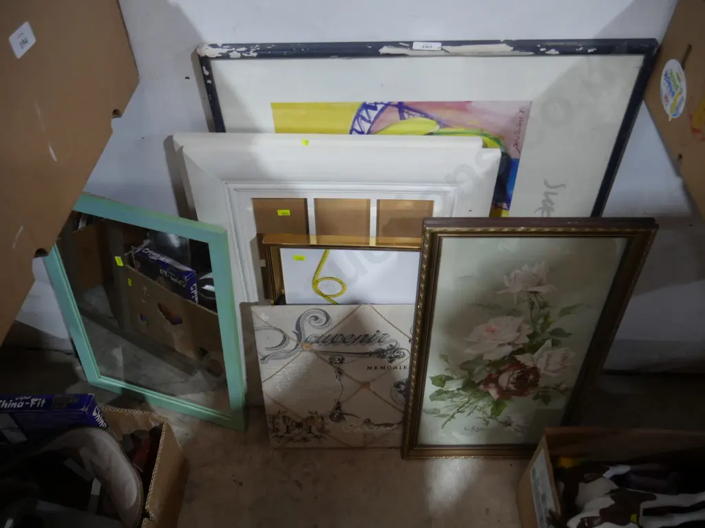 Assorted art, frames etc Image 1++