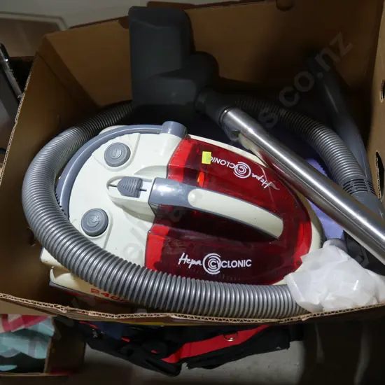 Russell Hobbs vacuum cleaner