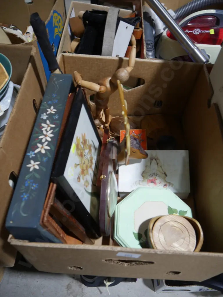 Trays, barometer etc Image 1++
