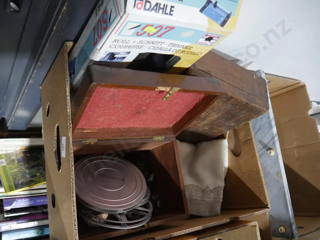 Wooden boxes etc Image 1++