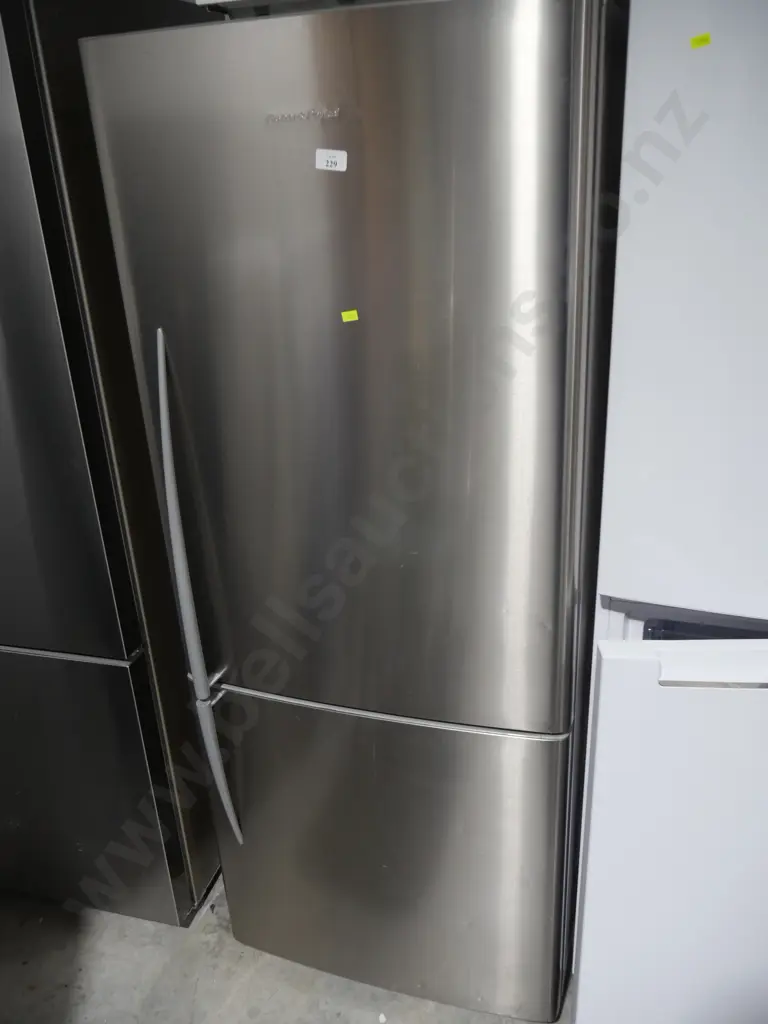 Fisher & Paykel stainless steel fridge freezer Image 1++