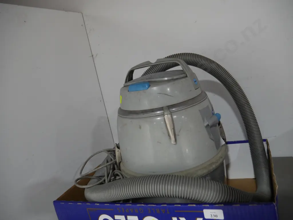 Tellus vacuum cleaner Image 1++