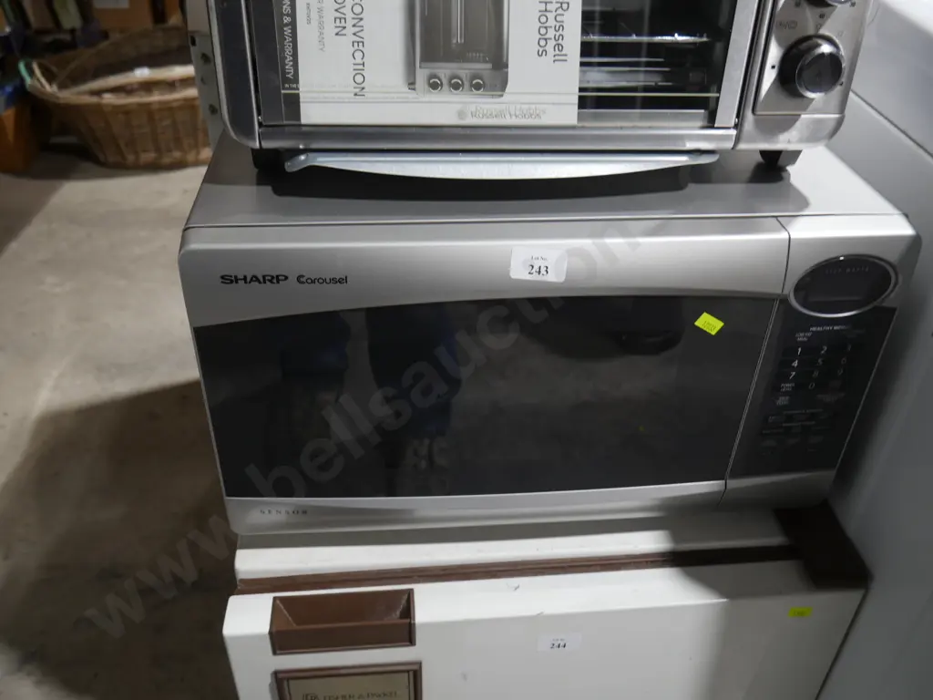 Sharp microwave Image 1++