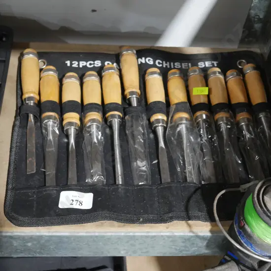 Chisel set