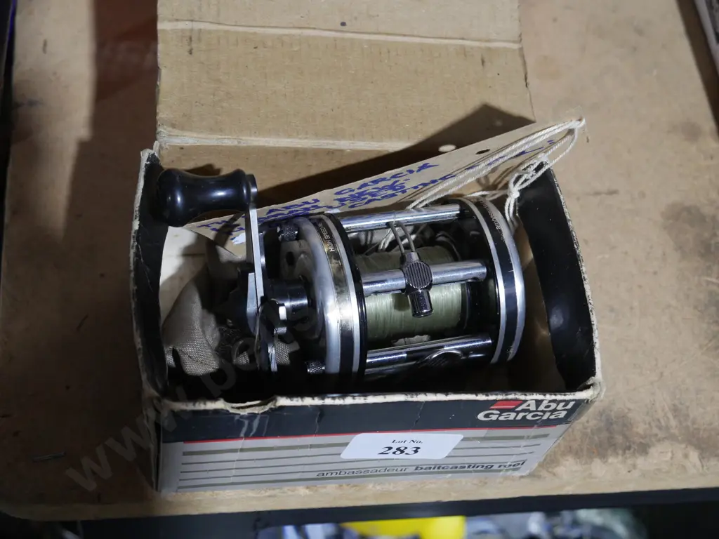 Fishing reel Image 1++