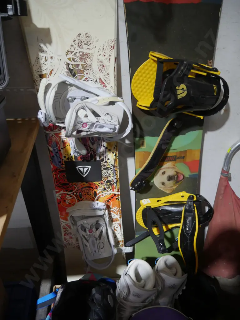 Child's snowboards and gear Image 1++
