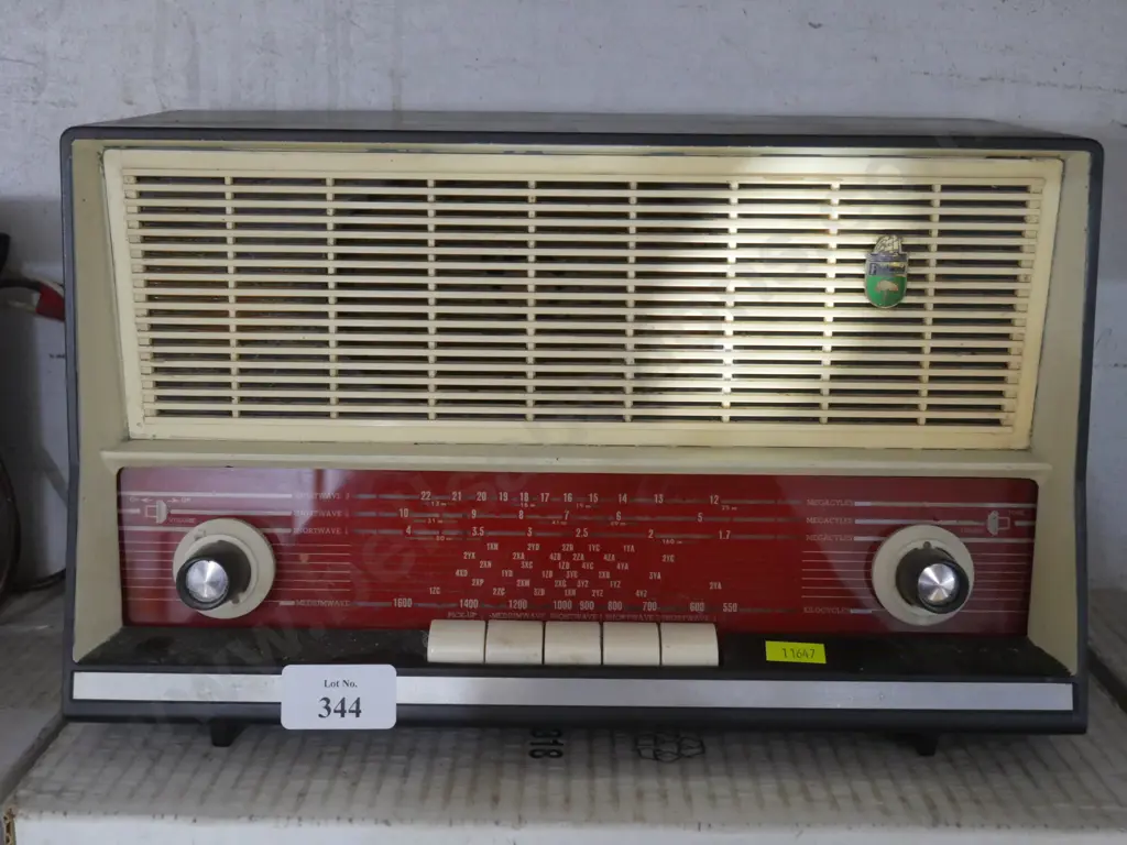 Vintage radio Image 1++