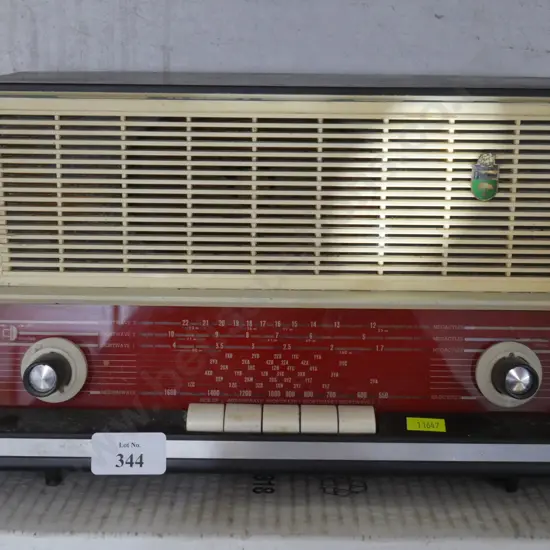 Vintage radio