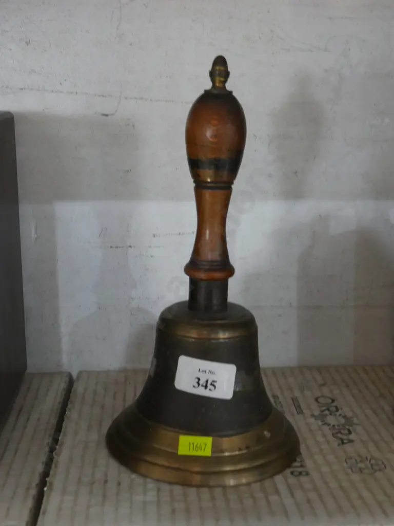 Brass bell Image 1++
