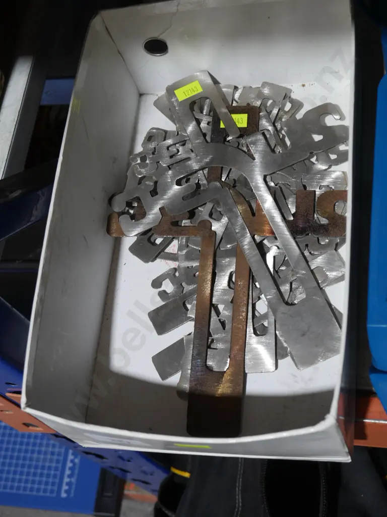 Laser cut metal Jesus signs Image 1++