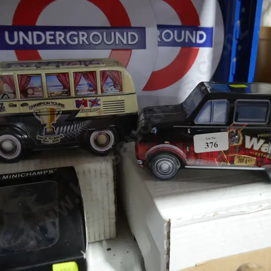 2 vehicle biscuit tins