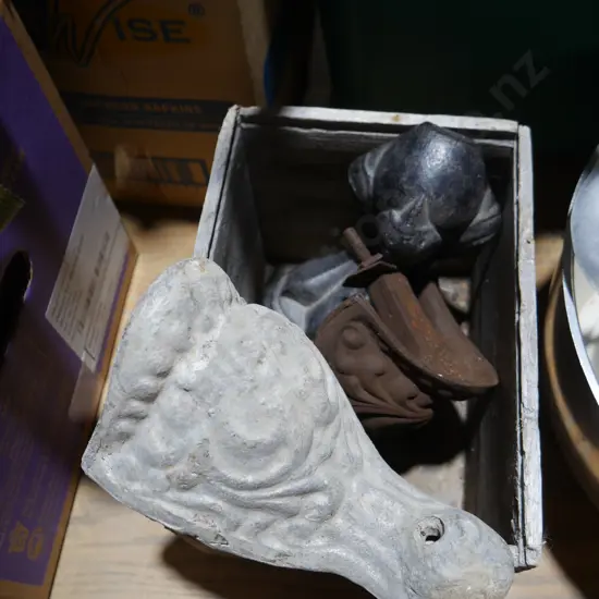 3 cast iron bath feet