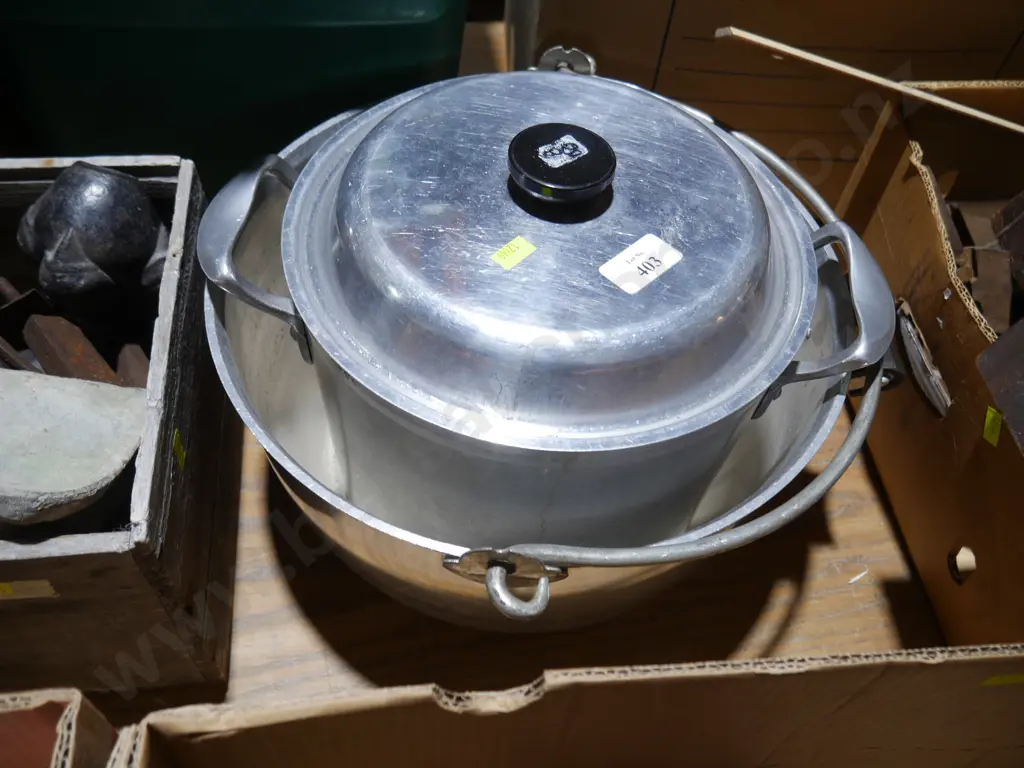 Stockport and preserving pan Image 1++