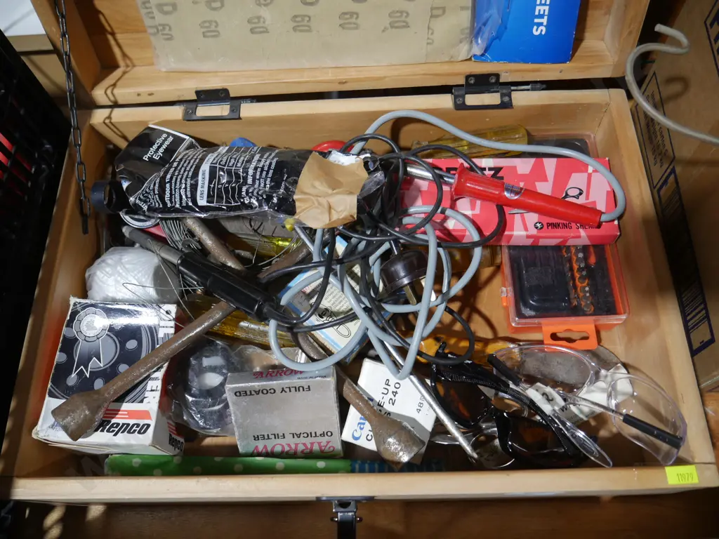 Workshop sundries Image 1++