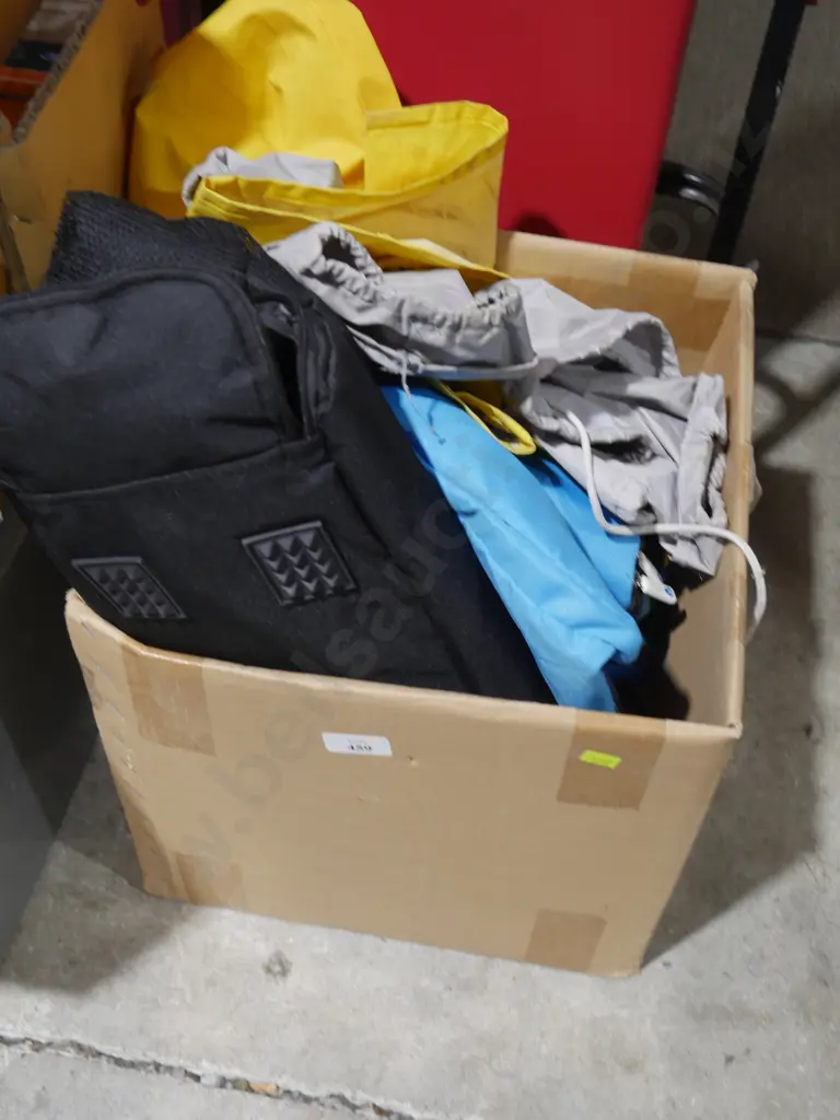 Wet weather gear, bags Image 1++