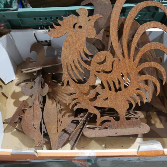Assorted metal garden art