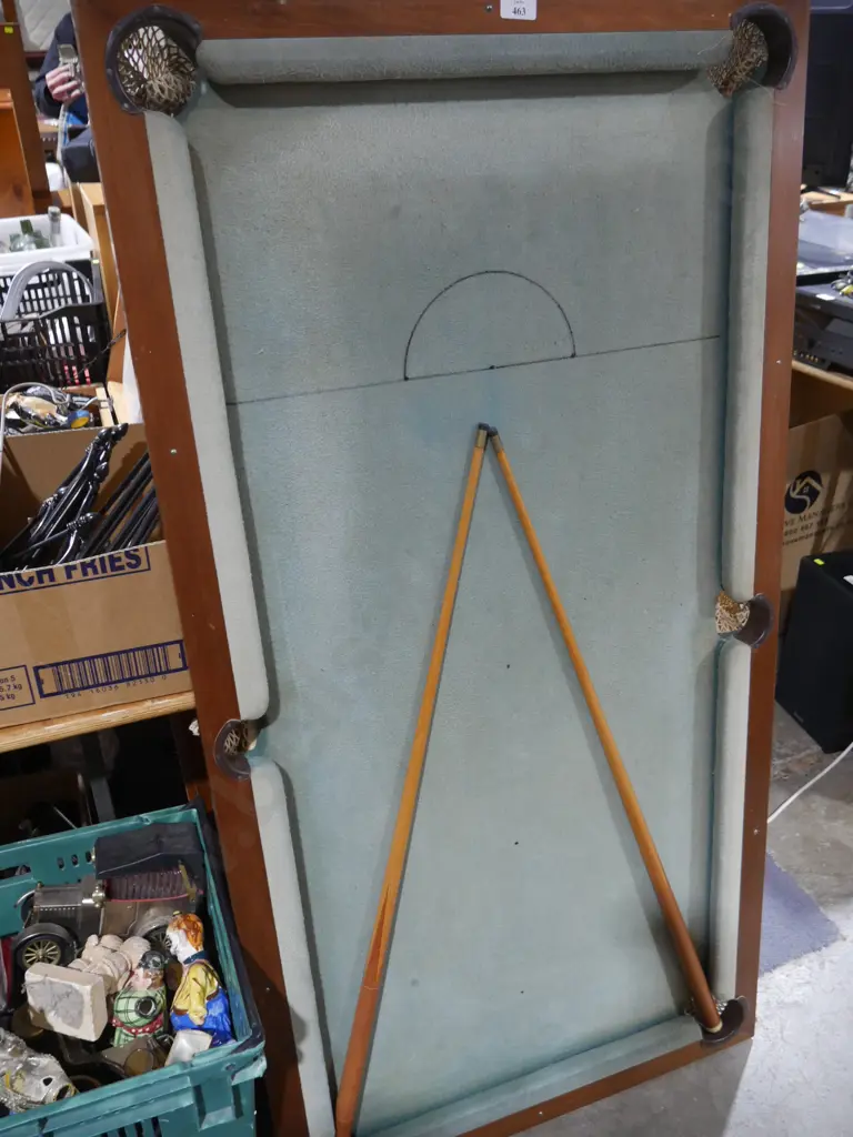 Mini pool table Image 1++
