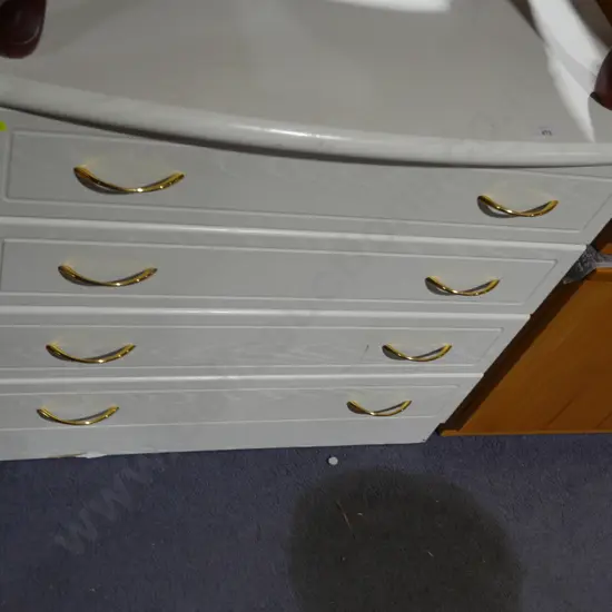 White chest of drawers