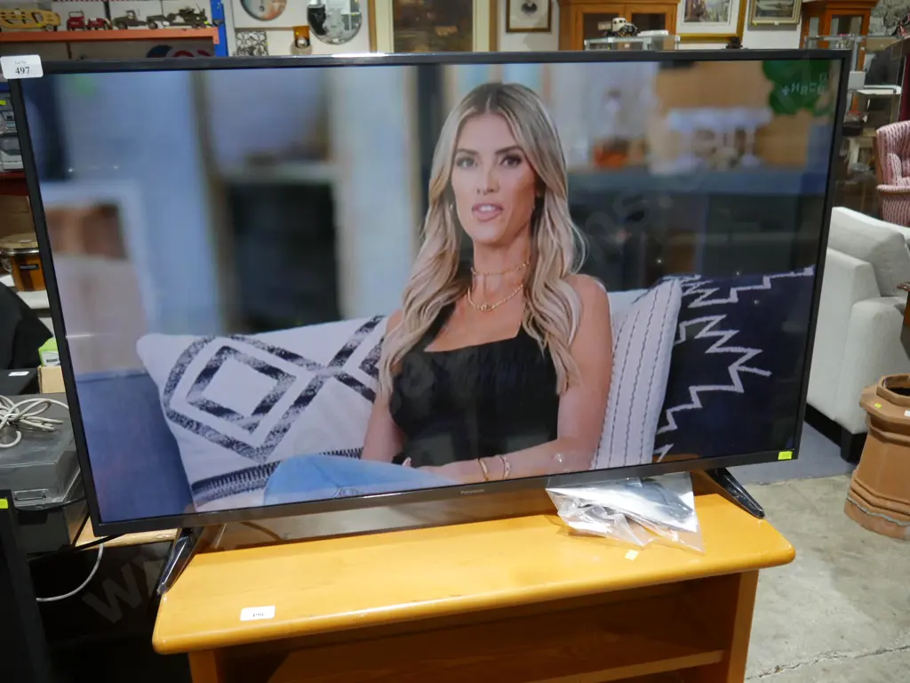 Panasonic 43in smart TV Image 1++