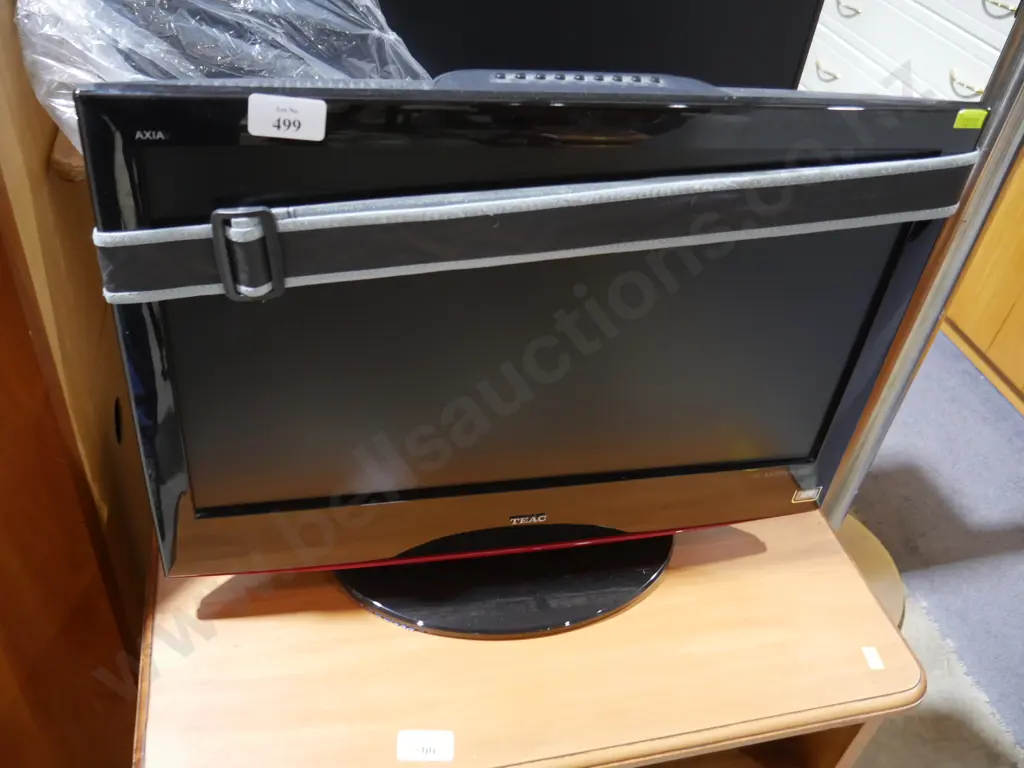 Teac TV with DVD player Image 1++