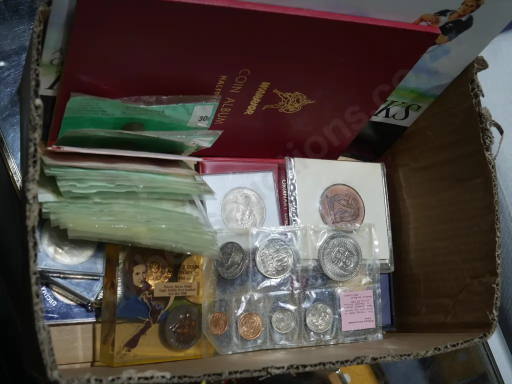 Assorted coins Image 1++