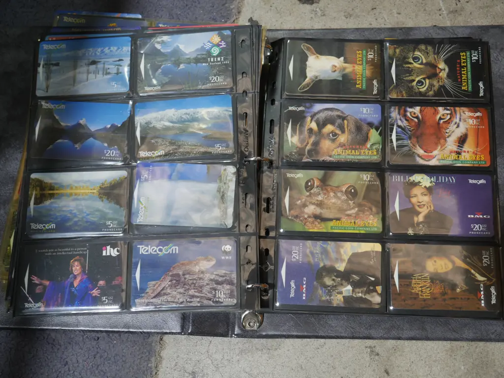 Phone card album Image 1++